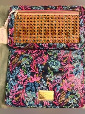 NWT Lilly Pulitzer Lilly Pulitzer 14 Inch Laptop Sleeve in Calypso Coast